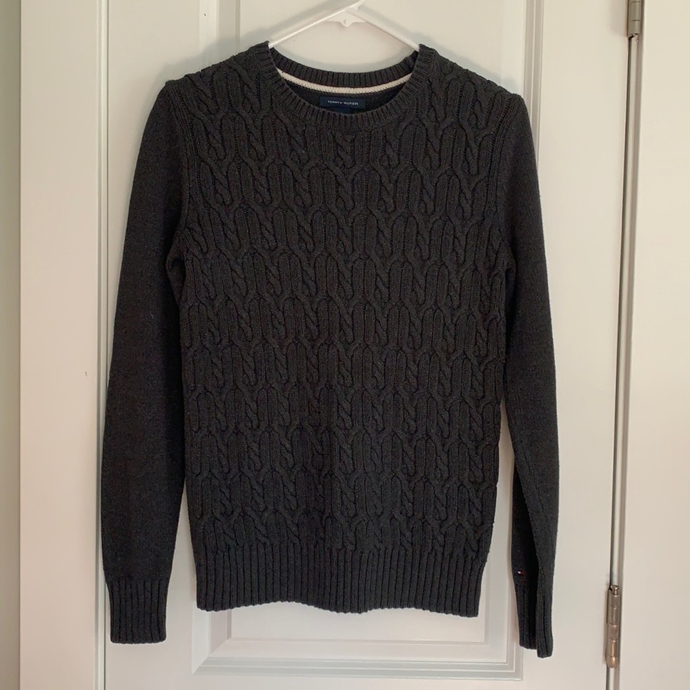 Tommy Hilfiger Cable Knit Charcoal Gray Sweater
